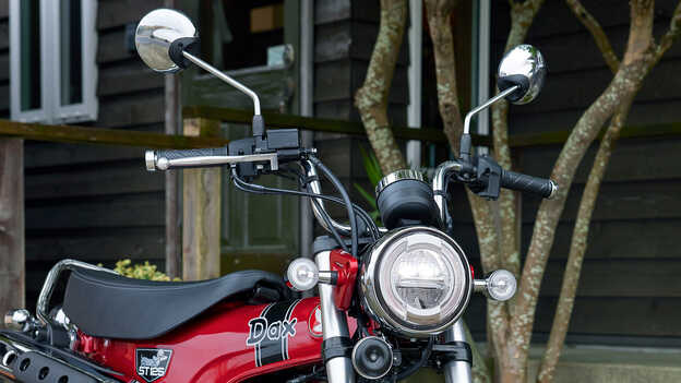 Detail LED světla Dax 125