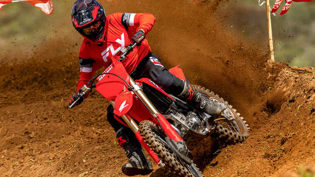 CRF450R 49mm vidlice Showa USD