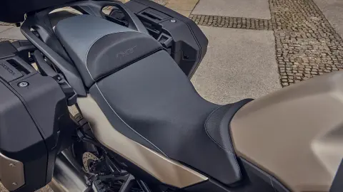 NT1100 Zvýšení pohodlí sedla